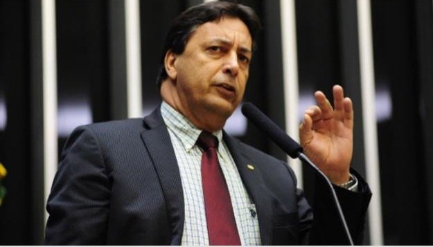 8d960eeb-0205-4423-8946-aec93714b437