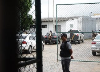 ‘Estamos assustados e evitando sair’, diz moradora de Feira após liberação de presos