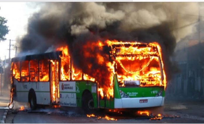 11662311-C49C-4BAC-BE14-5B45CBEDADAC