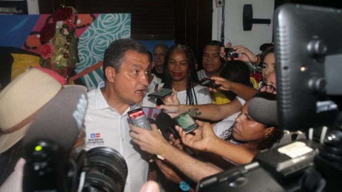 F94F2FA8-0CBD-4529-9E88-14971D13D495