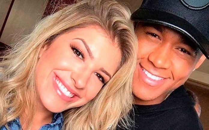 8C39334F-2ADB-43F4-AF1E-EAA20831E350