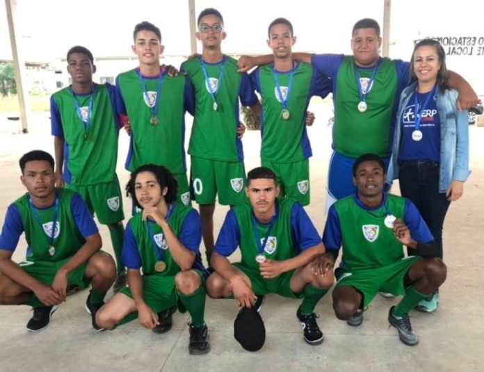 Screenshot_20190712-221522_WhatsApp