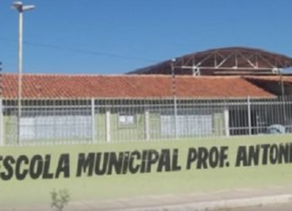 Adolescente morre ao bater a cabeça durante brincadeira em escola