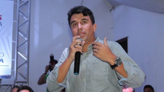 786D2A4E-B567-421D-9795-CAA04CB3F95B