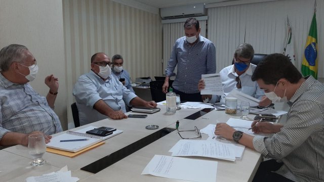 F9E14932-7692-42FA-BEA1-155EF0736AEA