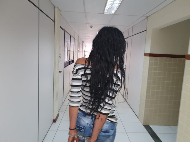 7E8B0856-55B3-4410-A46D-B79E3E23D338