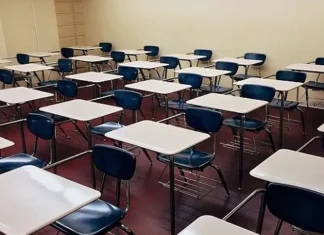 Cruz das Almas: Professora é agredida em sala de aula