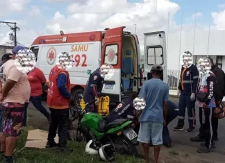 SAJ: Acidente envolvendo motocicleta e carreta deixa um ferido
