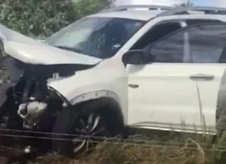 Acidente na BR-101 deixa dois mortos