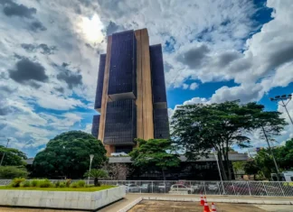 Mercado financeiro projeta inflação de 5,68% em 2025