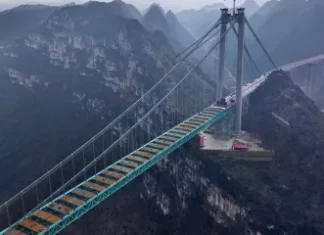 Ponte mais alta do mundo será inaugurada na China