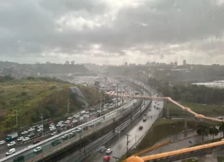 Chove em Salvador: sexta-feira de alerta para moradores e autoridades
